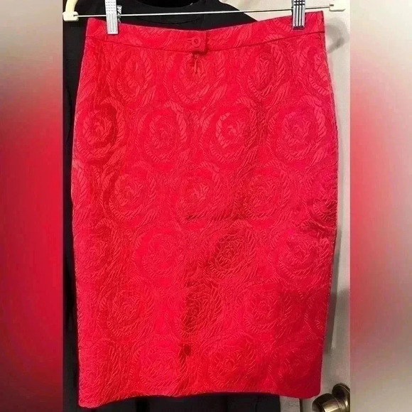Escada Margaretha Ley Vintage Red Rose Pencil Skirt - Picture 2 of 4